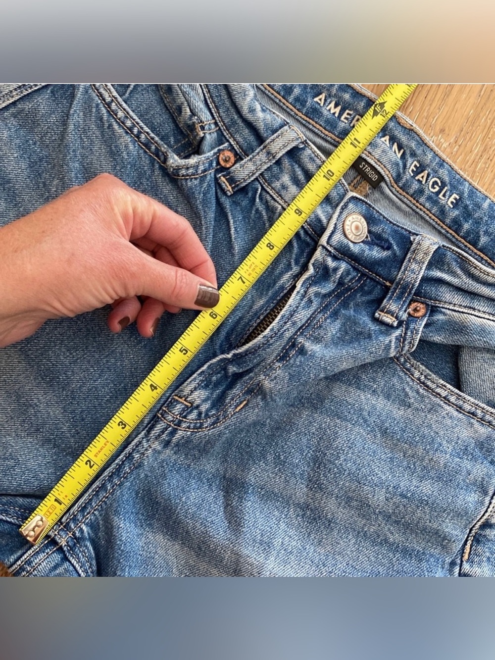 American Eagle Strigid Mom Jean size 0 - Picture 9 of 11